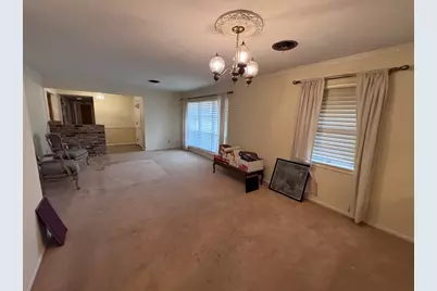 806 Sharpshire Street, Grand Prairie, TX 75050 - Photo 9