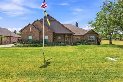603 E Burks Street, Pilot Point, TX 76258 - Photo 39