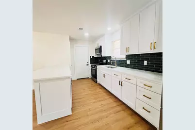 327 E Center Street, Duncanville, TX 75116 - Photo 9