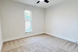 327 E Center St, Duncanville, TX 75116 - Photo 15