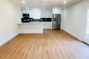 327 E Center St, Duncanville, TX 75116 - Photo 7
