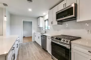 3517 Woodleigh Dr, Dallas, TX 75229 - Photo 11