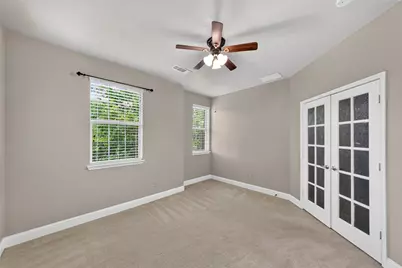 8607 Calvin Road, Irving, TX 75063 - Photo 31