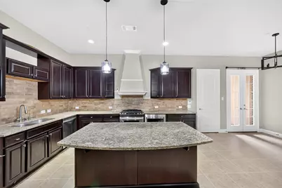 8607 Calvin Road, Irving, TX 75063 - Photo 19