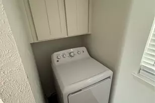 237 Volunteer Dr, Arlington, TX 76014 - Photo 5