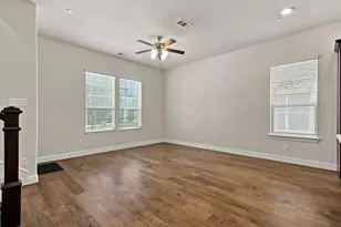 303 Ferndale St, Lewisville, TX 75056 - Photo 5