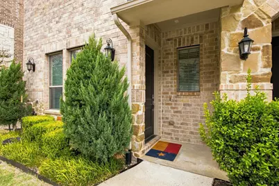 303 Ferndale Street, Lewisville, TX 75056 - Photo 3