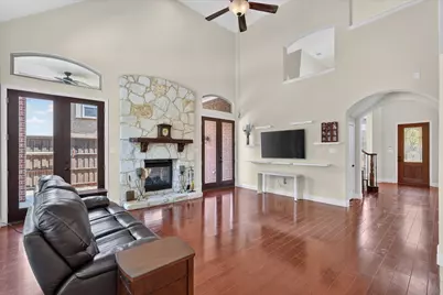 6832 Foghorn Lane, Grand Prairie, TX 75054 - Photo 9