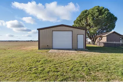 401 Hubbard Lane, Lipan, TX 76462 - Photo 33