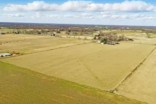 401 Hubbard Ln, Lipan, TX 76462 - Photo 37
