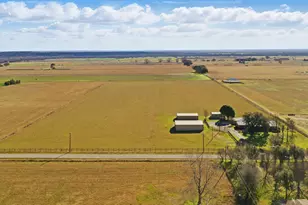401 Hubbard Ln, Lipan, TX 76462 - Photo 5