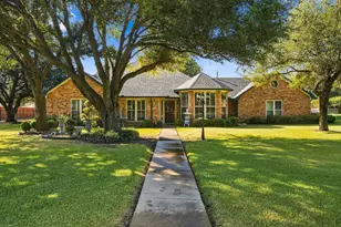 108 Chautauqua Dr, Waxahachie, TX 75165 - Photo 1