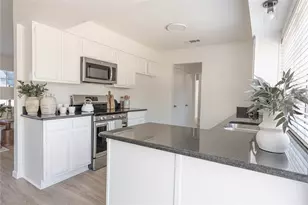 3400 Spring Meadow Ln, Flower Mound, TX 75028 - Photo 7