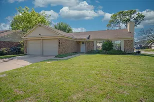 3400 Spring Meadow Ln, Flower Mound, TX 75028 - Photo 1