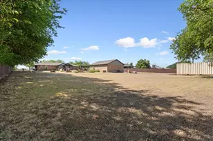 354 Bluebonnet Ln, Lorena, TX 76655 - Photo 39