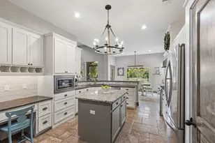 6810 Trinity Falls Pkwy, McKinney, TX 75071 - Photo 11