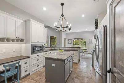 6810 Trinity Falls Parkway, McKinney, TX 75071 - Photo 7