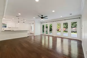 10131 Pensive Dr, Dallas, TX 75229 - Photo 11
