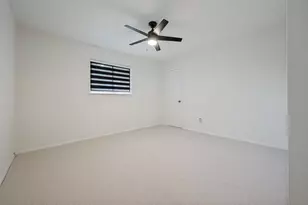 10131 Pensive Dr, Dallas, TX 75229 - Photo 23