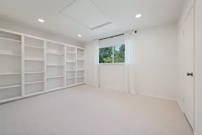 10131 Pensive Drive, Dallas, TX 75229 - Photo 19
