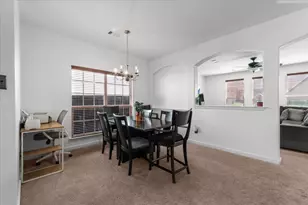 2909 Merry View Ln, Fort Worth, TX 76120 - Photo 7