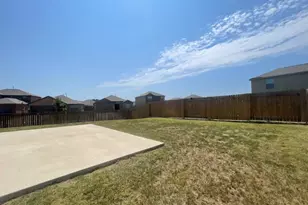 804 Clark Dr, Ferris, TX 75125 - Photo 3