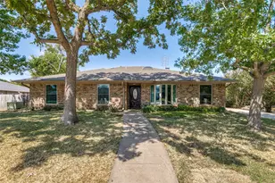2717 Pinehurst Dr, Plano, TX 75075 - Photo 1