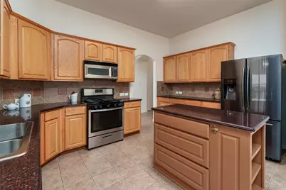 6633 Chalk River Drive, Fort Worth, TX 76179 - Photo 13