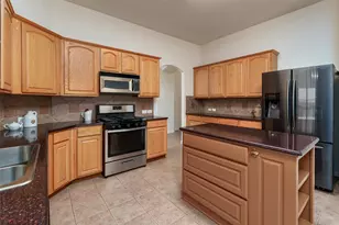 6633 Chalk River Dr, Fort Worth, TX 76179 - Photo 13
