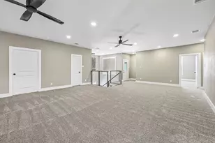 3889 Davila Dr, Dallas, TX 75220 - Photo 25