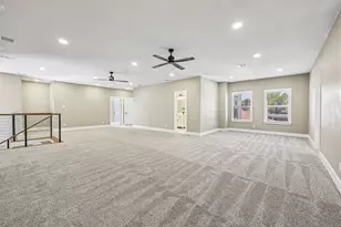 3889 Davila Dr, Dallas, TX 75220 - Photo 27