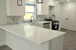 2551 Kingston St, Dallas, TX 75211 - Photo 3