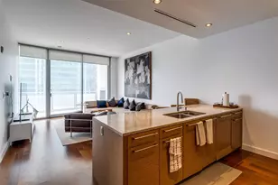 2900 McKinnon St, Dallas, TX 75201 - Photo 3