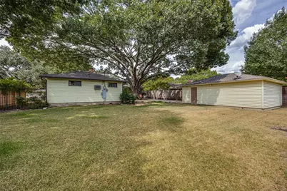 813 Brookhurst Drive, Richardson, TX 75080 - Photo 31