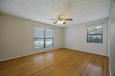 813 Brookhurst Drive, Richardson, TX 75080 - Photo 17
