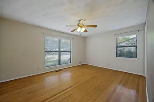 813 Brookhurst Dr, Richardson, TX 75080 - Photo 17