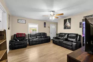 1001 S Fifth St, Garland, TX 75040 - Photo 5