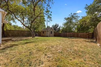 1001 S 5th Street, Garland, TX 75040 - Photo 11