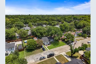 1314 Arborvitae Avenue, Dallas, TX 75224 - Photo 3