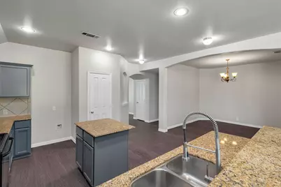 221 Bear Trail, Waxahachie, TX 75165 - Photo 7