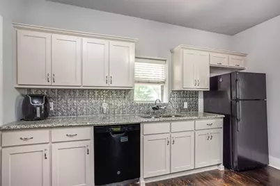 230 E Main Street, Lindsay, TX 76250 - Photo 9