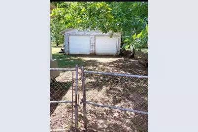 113 Moon Street, Cleburne, TX 76033 - Photo 15