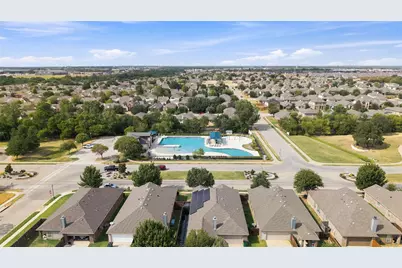 9028 Eastwood Avenue, Cross Roads, TX 76227 - Photo 27