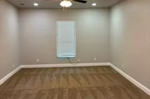 115 W Spruce St, Whitewright, TX 75491 - Photo 5