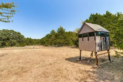225 County Road 286, Collinsville, TX 76233 - Photo 37