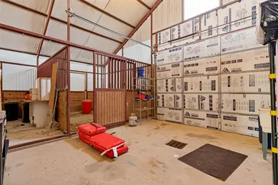 225 County Road 286, Collinsville, TX 76233 - Photo 33