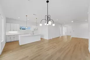 1633 E Tucker St, Fort Worth, TX 76104 - Photo 13
