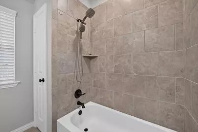 412 Brinkley Drive, Saginaw, TX 76179 - Photo 21