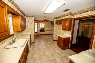 104 Cedar Springs Blvd, Sulphur Springs, TX 75482 - Photo 7