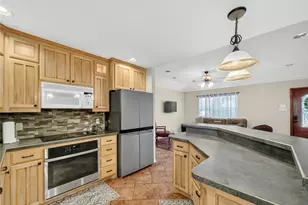 617 N Ave D, Springtown, TX 76082 - Photo 7
